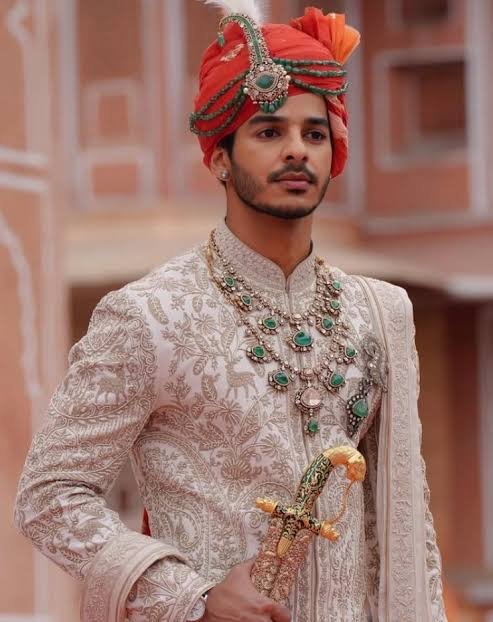 Groom